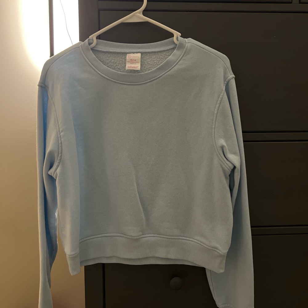 Light blue cropped crewneck
